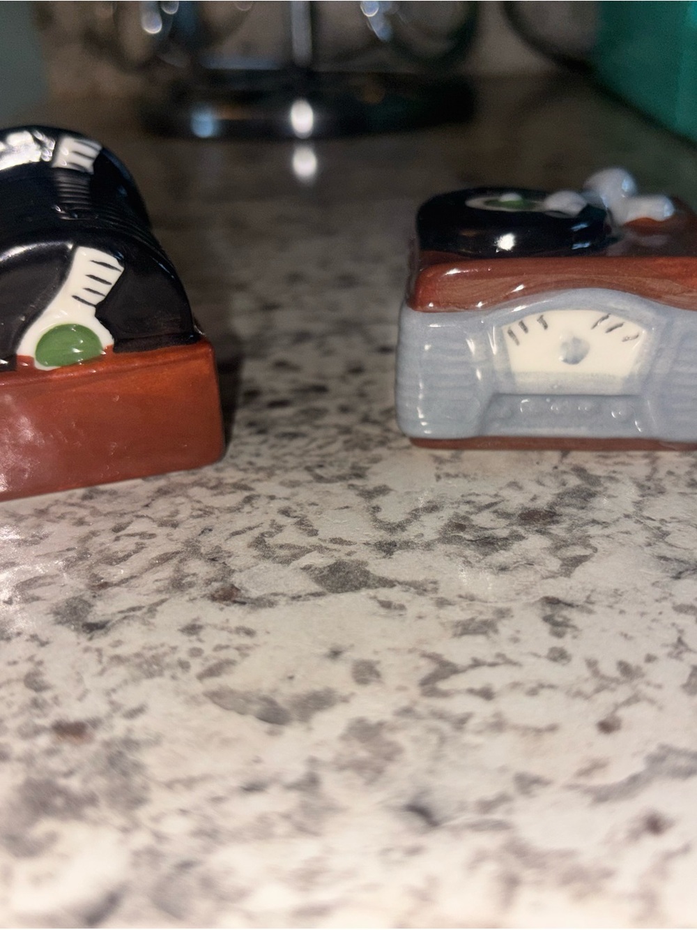 Ceramic Vintage Radio Salt and Pepper Shaker Set - Brown, Black, Gray